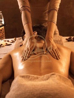 מעסה מנוסה עיסוי מפנק ברמת גן